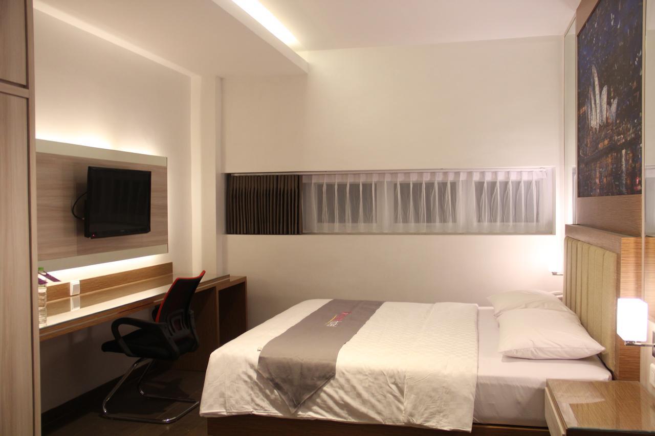 Neotel Hotel City Centre Tanjung Redep Exterior photo